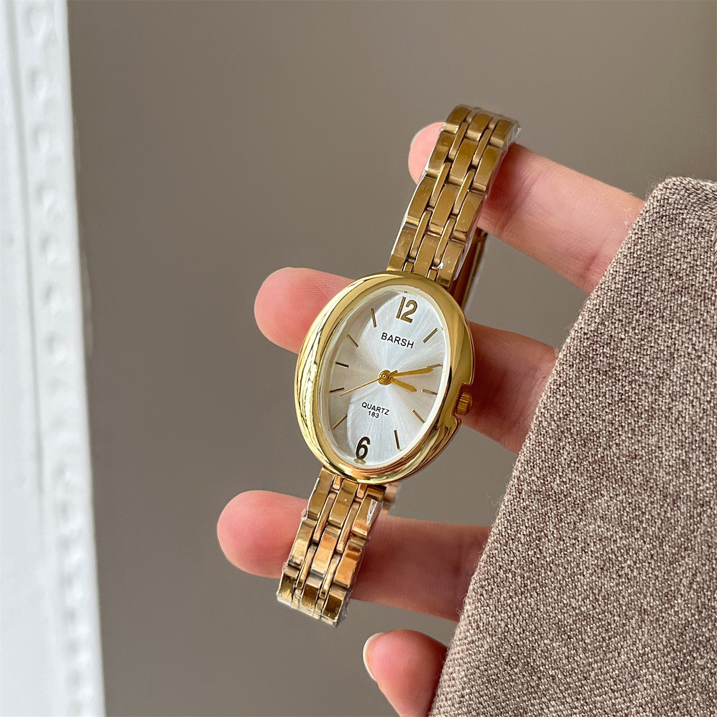 Elegant Big Diamond Watch Women's High-grade Light Luxury