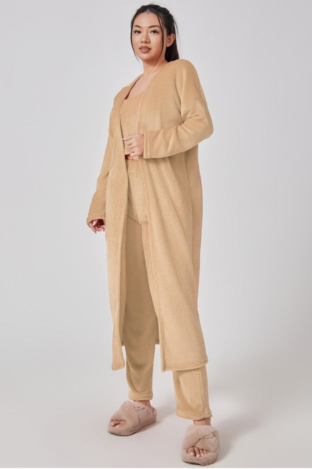 Rahat Pijama Takımı, 3 Parçalı Ev Giyim Takımı, Şirin Ev Giyimleri, Sıcak Takım Elbise Setleri, Uyumlu Takım, Ev Giyim Takımı, 3 Parçalı Pantolon Takımları, Kadın Kışlık Elbise