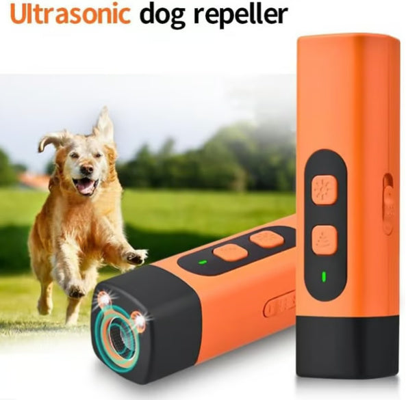 Pet Dog Repeller Ultrasonic Dog Training Device Rechargeable Anti Dog Bark Deterrent Device With LED Flashlight Pets Supplies / Evcil Hayvan Köpek Kovucu Cihaz LED El Feneri ile Evcil Hayvan Malzemeleri