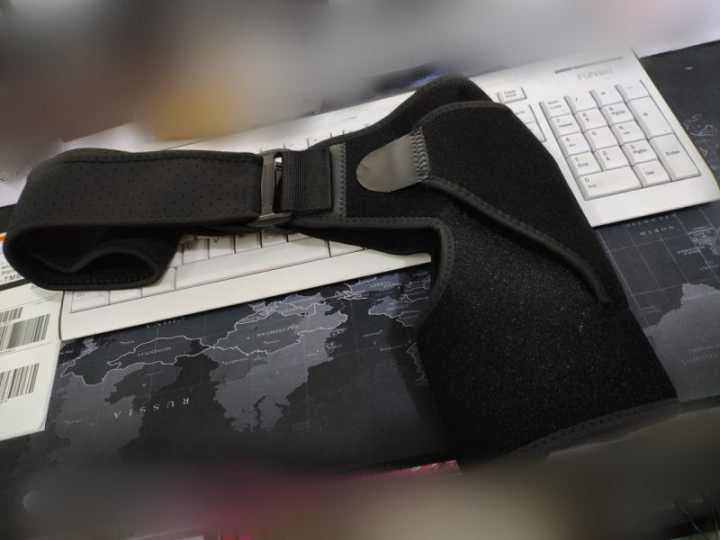 Neopren Destek Çıkık Yaralanması Artrit Ağrı Omuz Desteği
