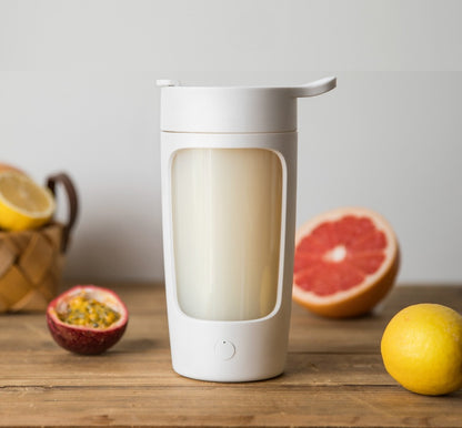 Portable juice blender / Taşınabilir meyve suyu karıştırıcısı