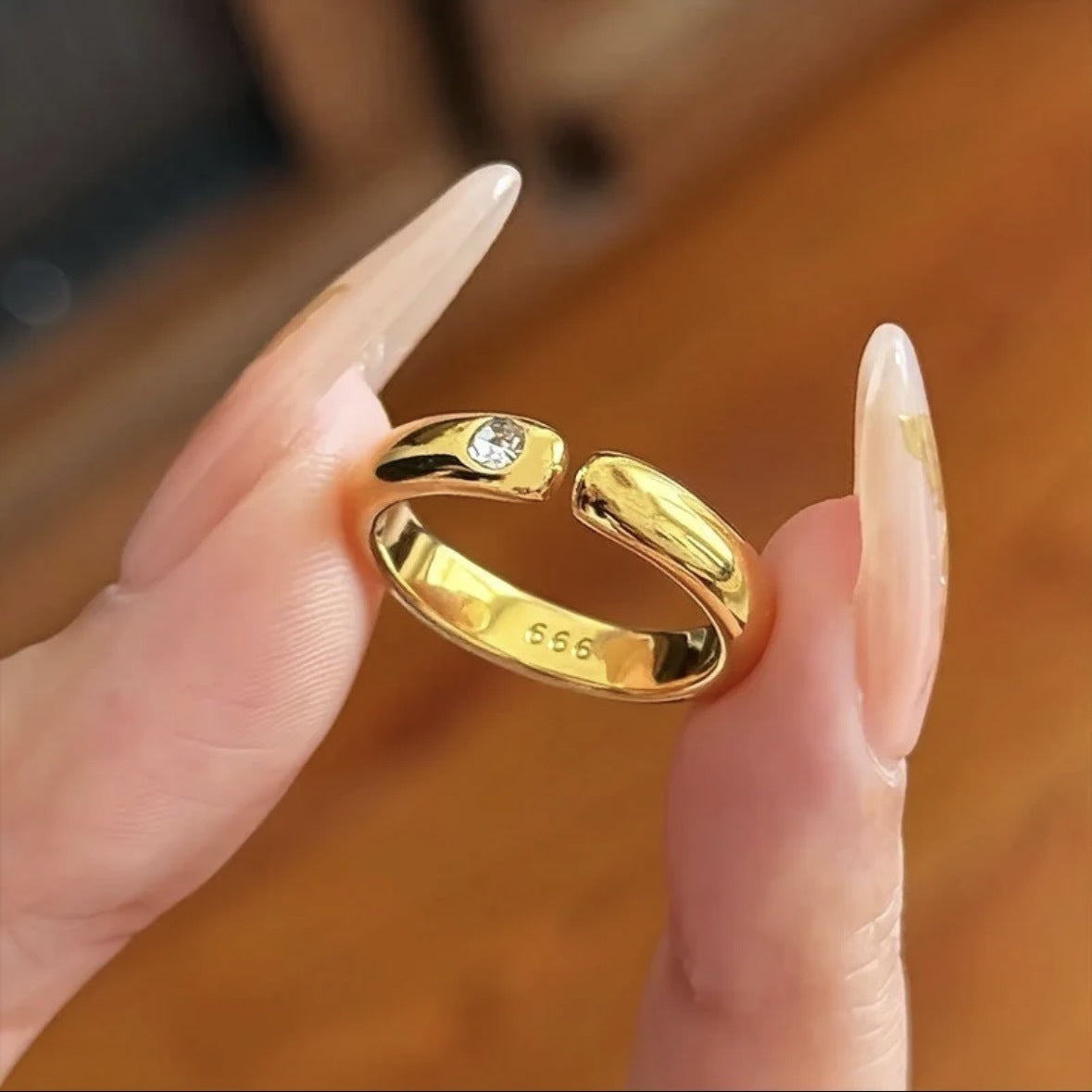 Color Retaining Ancient Law Alluvial Gold Spot Drill Loach Back Ring