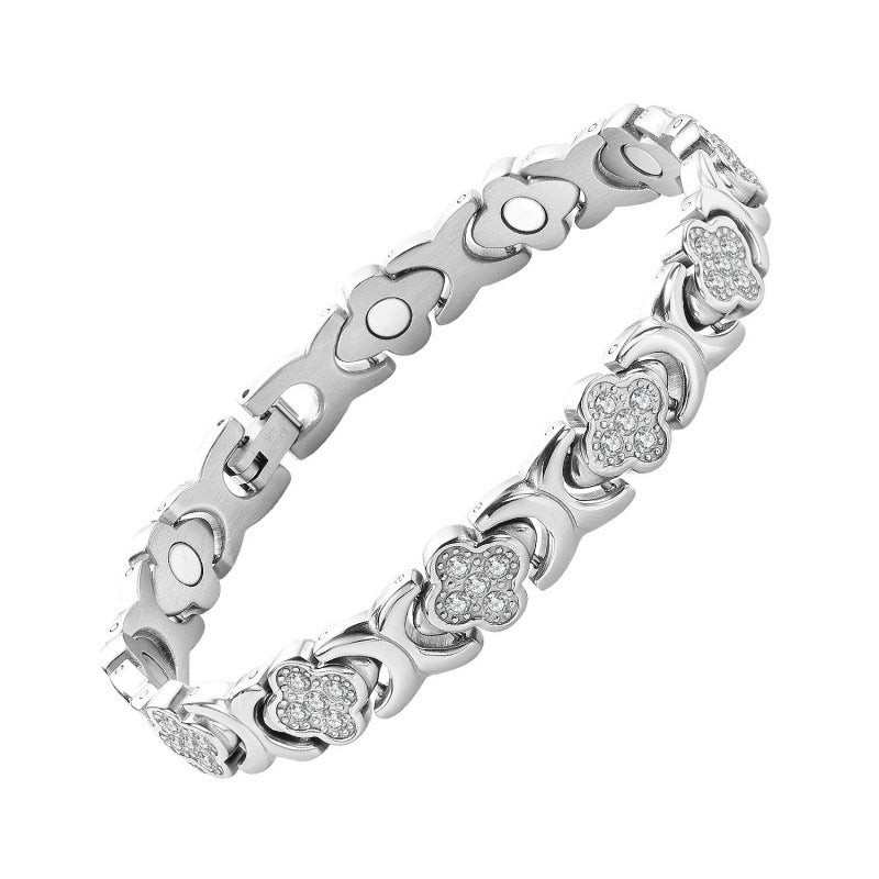 Affordable Luxury Fashion Clover Alloy Diamond Single Row Magnet Bracelet