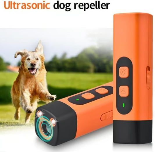 Pet Dog Repeller Ultrasonic Dog Training Device Rechargeable Anti Dog Bark Deterrent Device With LED Flashlight Pets Supplies / Evcil Hayvan Köpek Kovucu Cihaz LED El Feneri ile Evcil Hayvan Malzemeleri